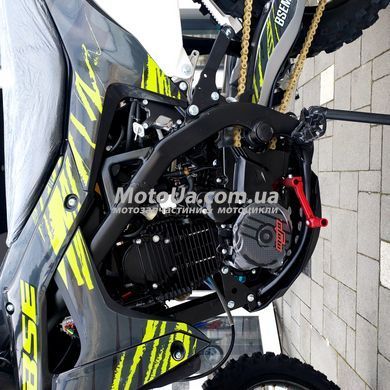 Мотоцикл BSE J4